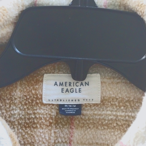 American Eagle Fleece Coat - Picture 3 of 3